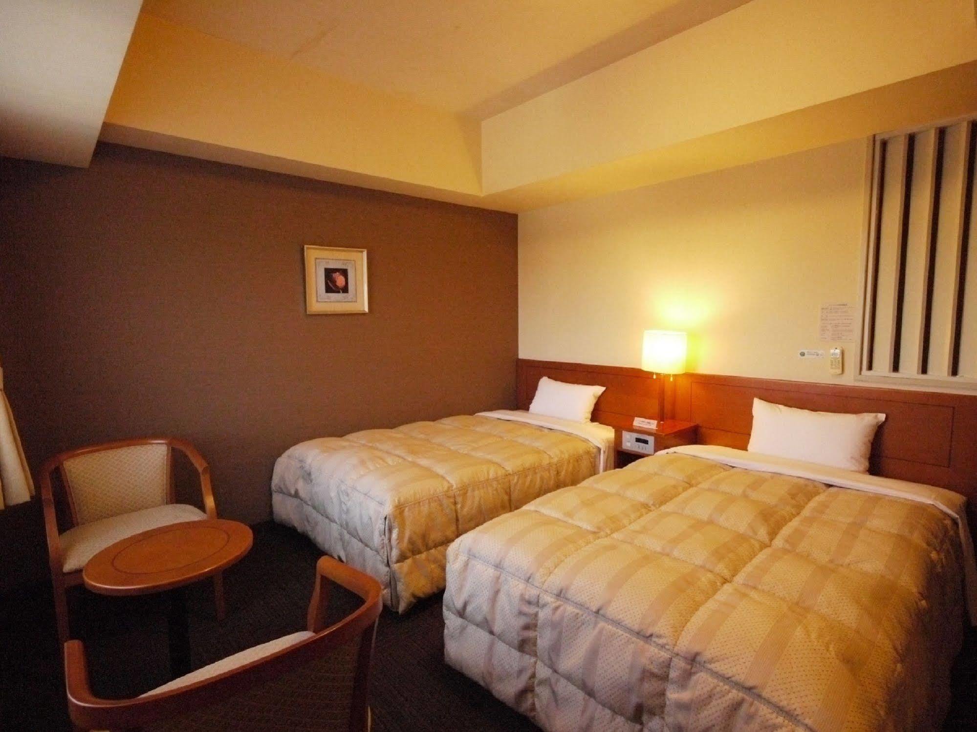 Hotel Route-Inn Suzuka Dış mekan fotoğraf