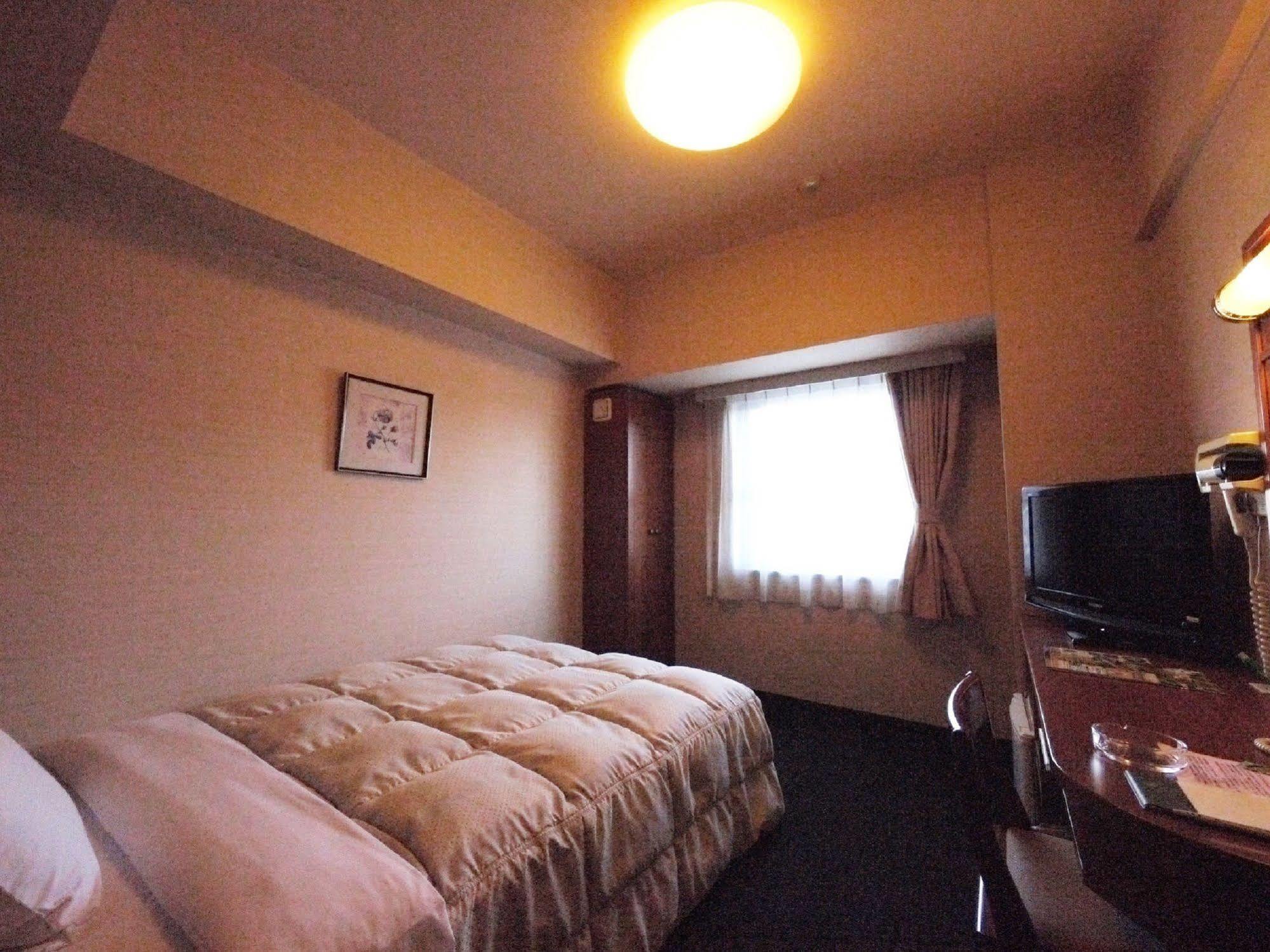 Hotel Route-Inn Suzuka Dış mekan fotoğraf